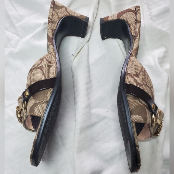Coach Sandals - Picture 6 of 7